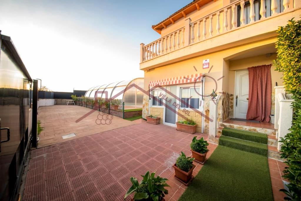 Villa Del Sol - Piscina Climatizada Mentrida Exterior photo